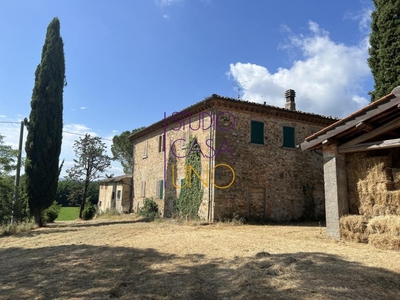 villa in vendita a Bucine