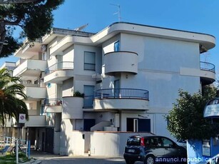 Appartamenti San Benedetto del Tronto Via Dei Mille 123 cucina: A vista,