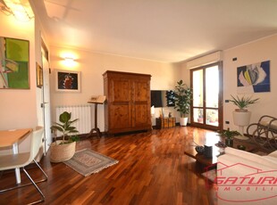 Appartamento con terrazzo, Lucca sant'anna