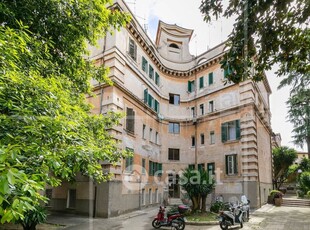 Appartamento in Vendita in Piazza Bartolomeo Romano 7 a Roma