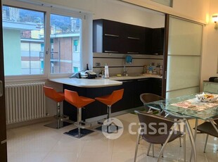 Appartamento in Vendita in Via Andrea Roccatagliata a Santa Margherita Ligure