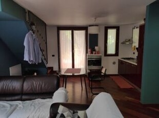 Appartamento in Vendita in Via Arrigo Boito 44 a Monza