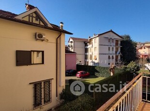 Appartamento in Vendita in Via Baioni a Bergamo