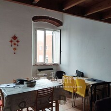 Appartamento in Vendita in Via Carraia a Livorno