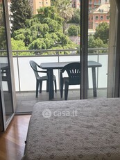Appartamento in Vendita in Via del Mirto a Genova