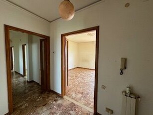 Appartamento in Vendita in Via Gualtiero Nunzi 11 a San Casciano in Val di Pesa