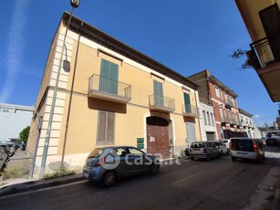 Appartamento in Vendita in Via Isonzo a Caserta