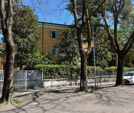 Appartamento in Vendita in Via Luigi Poletti a Modena