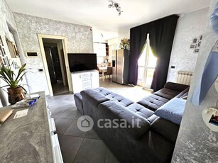 Appartamento in Vendita in Via Pisa 29 a Carrara
