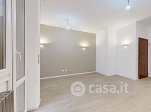 Appartamento in Vendita in Via Plezzo 72 a Milano