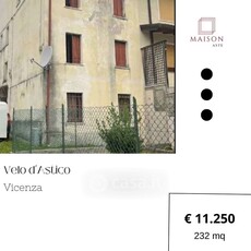 Casa Bi/Trifamiliare in Vendita in Via Lago di Sotto 32 a Velo d'Astico