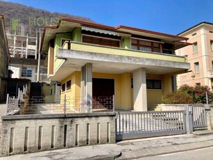 Casa Indipendente in Vendita ad Piovene Rocchette - 250000 Euro