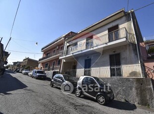 Casa indipendente in Vendita in Via Castelnuovo Don Bosco 55 a Acireale