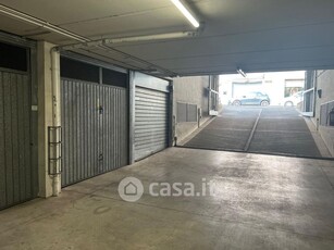 Garage/Posto auto in Vendita in Via Gaetano Astolfi 72 a Roma