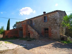 In Vendita: Azienda Agricola con Antico Casale ad Asciano, Toscana