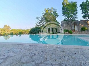 Prestigiosa villa di 180 mq in vendita Fasano, Italia