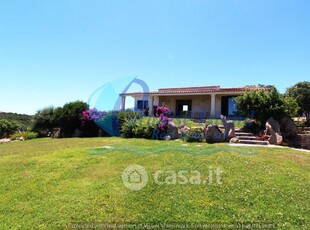 Villa in Vendita in a Arzachena