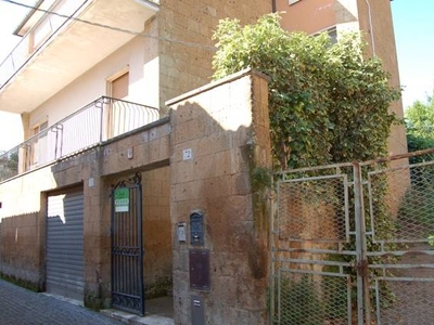 Appartamento abitabile a Orvieto
