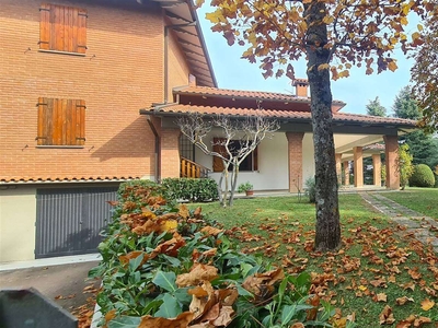 Villa bifamiliare in vendita a Zocca Modena Monteombraro