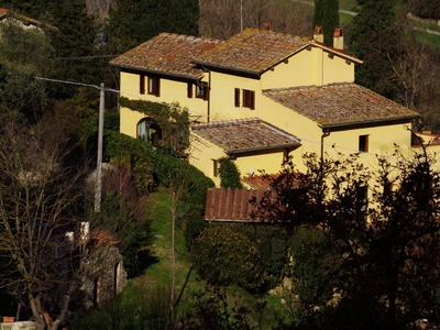 Casa singola in ottime condizioni in zona Vallina a Bagno a Ripoli