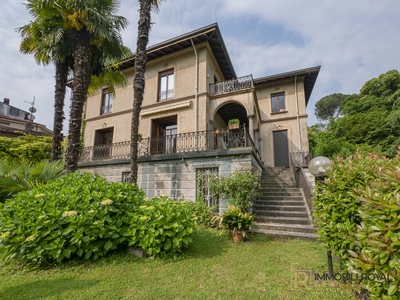Villa abitabile a Barzano'