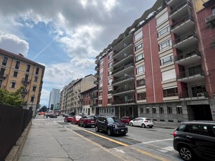 Affitto Appartamento Via Cialdini, Torino