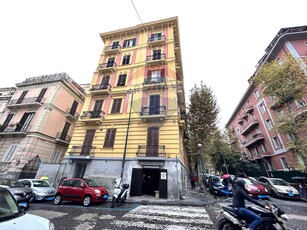 Altro di 140 mq a Napoli