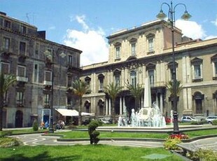 Appartamento arredato Piazza Cutelli