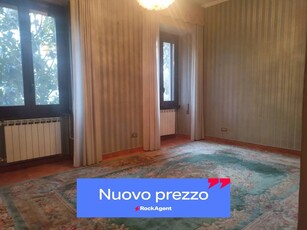 Appartamento di prestigio di 145 m² in vendita Via Giovanni Lanza, 150, Roma, Lazio