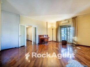 Prestigioso appartamento di 132 m² in vendita Via Giannetto Valli, 95, Roma, Lazio