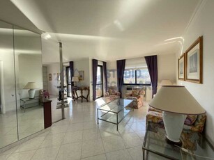 Appartamento in Affitto ad Taggia - 1500 Euro