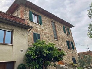 Appartamento in Vendita a San Quirico d'Orcia