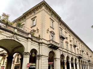 Appartamento in Vendita a Torino CORSO VINZAGLIO