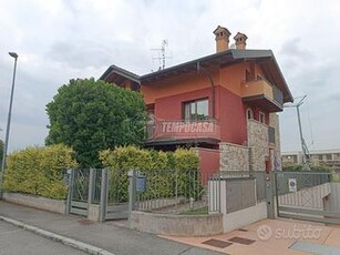 APPARTAMENTO IN VILLA