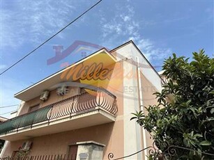 Appartamento - Trilocale a Villaggio Miano, Siracusa