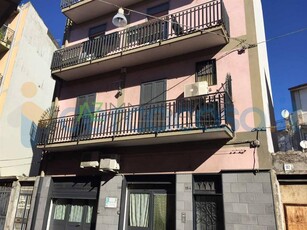 Appartamento Trilocale in vendita in Via Vittorio Veneto 184, Misterbianco