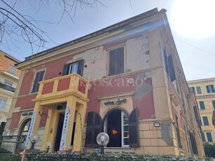 Casa a Roma in Viale della Marina, Ostia Centro