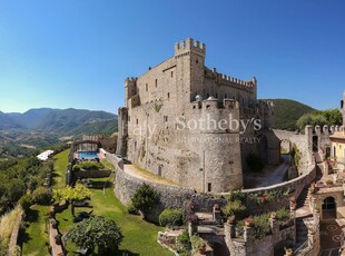 Casa in vendita in Nerola, Italia