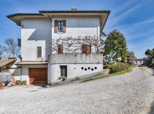 Casa in vendita in Pozzolengo, Italia