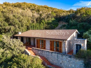Casa in vendita in Punta Ala, Italia