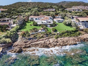 Casa Indipendente di 420 mq in affitto Porto Cervo, Italia