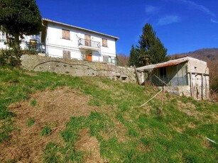 Casa Indipendente in Vendita a Serra Riccò