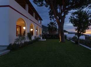Esclusiva Casa Indipendente di 360 mq in affitto Malfa, Sicilia