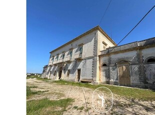 Esclusiva villa di 303810 mq in vendita Lecce, Italia