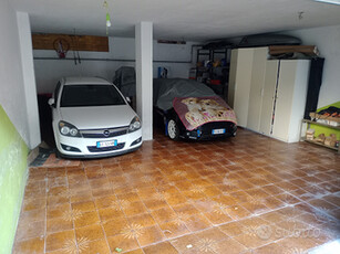 Garage piastrellato 52 m2 piano -1