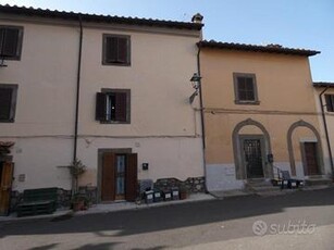 La quercia palazzetto indipendente