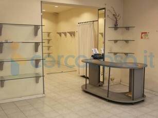 Locale commerciale in vendita a Firenze