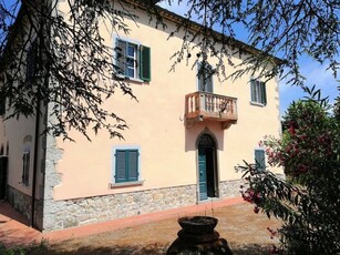 Lussuoso casale in vendita Montecatini di Val di Cecina, Italia