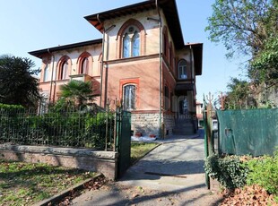 Prestigiosa villa di 253 mq in affitto, V.le Cesare Battisti, 14, Monza, Monza e Brianza, Lombardia