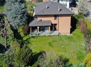 Prestigiosa villa di 417 mq in vendita, Via Giuseppe Di Vittorio, 3, Arese, Lombardia
